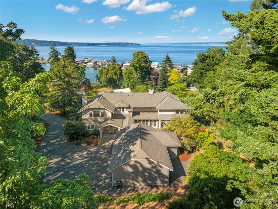 10319 NE Lafayette Avenue, Bainbridge Island, WA 98110