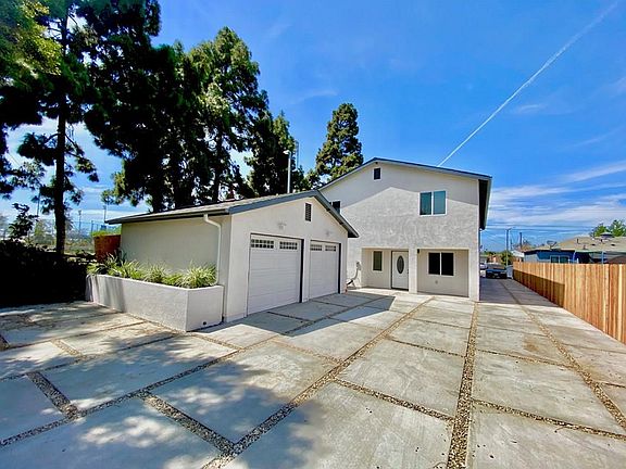 4th image of 2418 E 114th St #1142418B