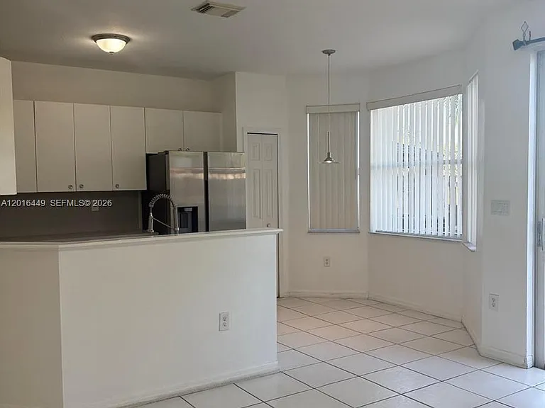 8525 SW 165th Pl #8525 — Photo 8