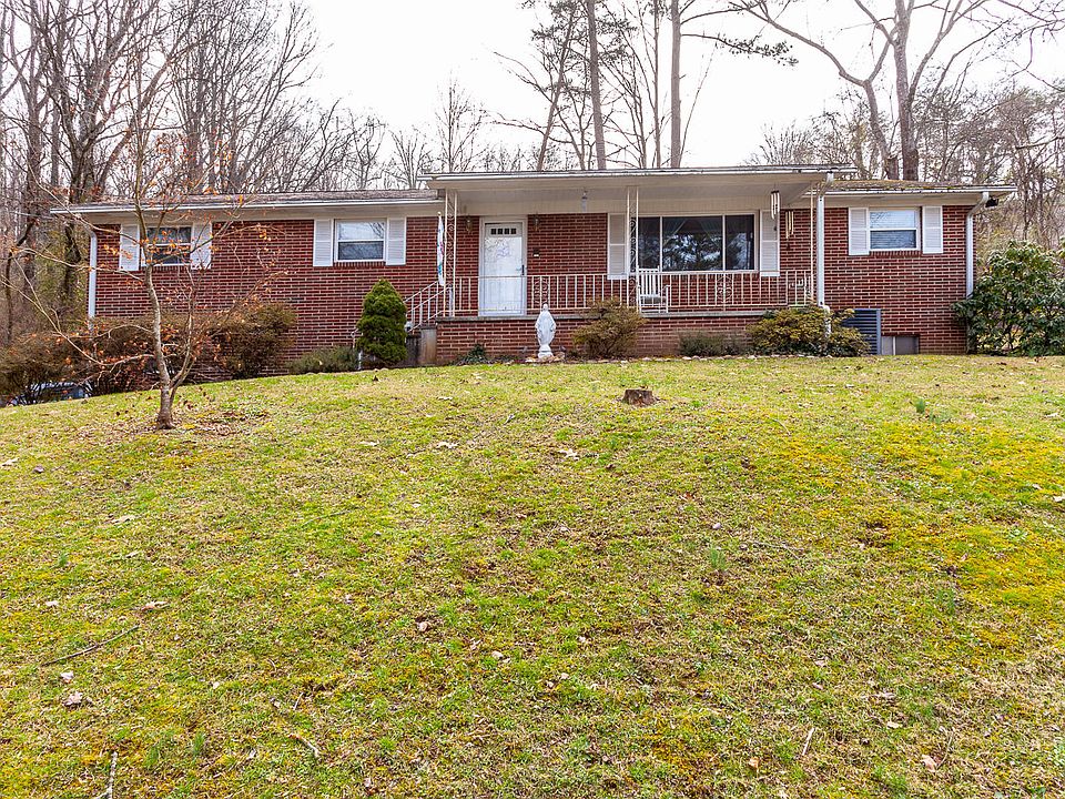 1st image of 4404 Fawnie Ln