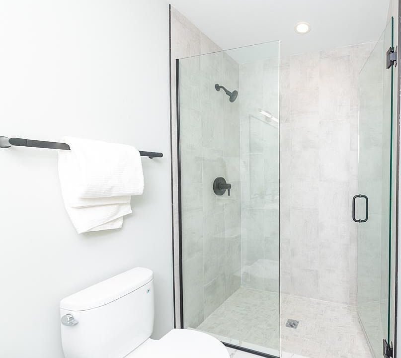 1st image of 4409 N Seeley Ave #4409/1B