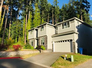 11127 SE 54th Ln, Bellevue, WA 98006