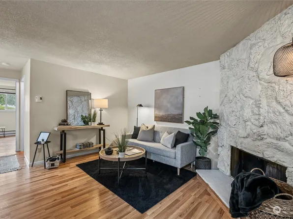 429 S 321st Place #E2, Federal Way, WA 98003