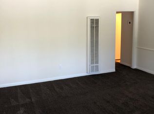 911 Monterey Ave #17, Monrovia, CA 91016