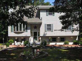 156 Philwood Ln, Milford, PA 18337