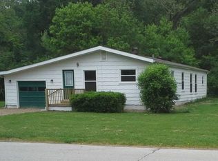 715 Sontag Rd, Ballwin, MO 63021