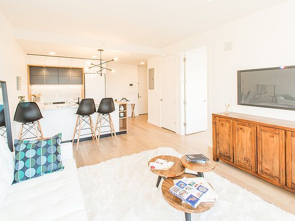 4th image of 41-15 23rd St #6Y