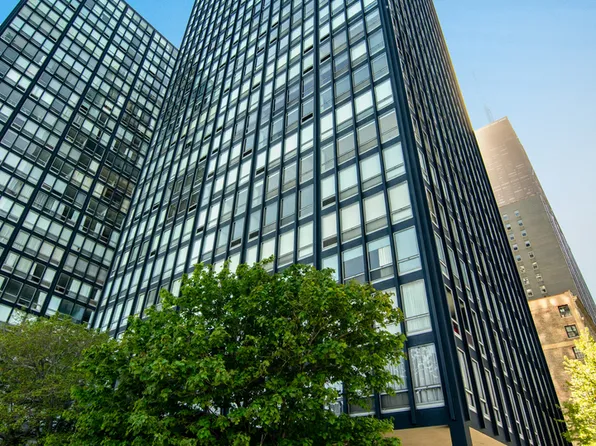 880 N Lake Shore Dr APT 17G, Chicago, IL 60611