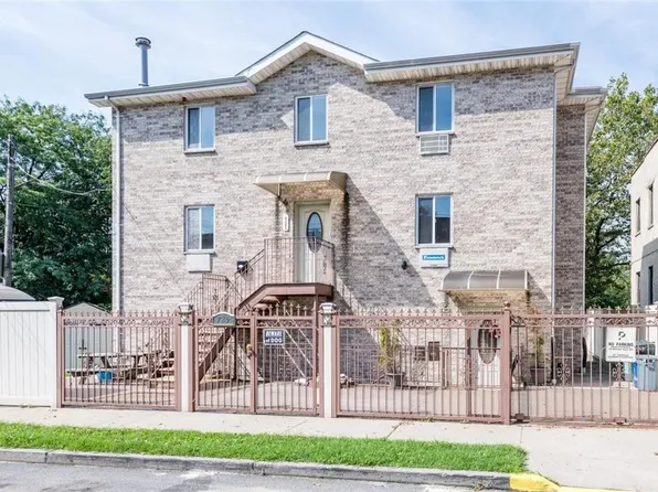 725 Quincy Avenue, Bronx, NY 10465