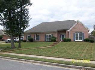 498 Heather Leigh Ln, Cordova, TN 38018