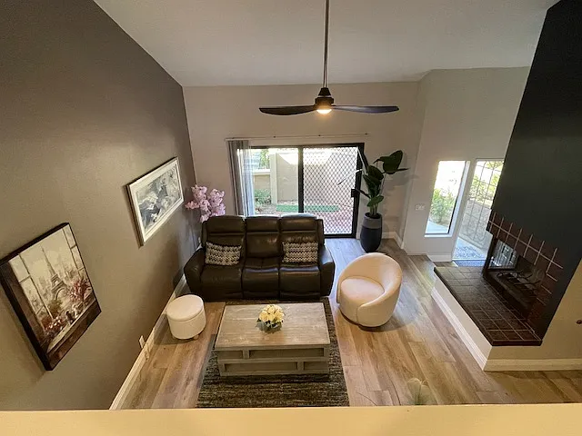 Building Photo - Caminito Eastbluff
