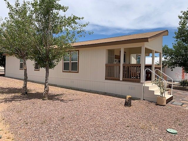 1st image of 1124 E Aralia Dr