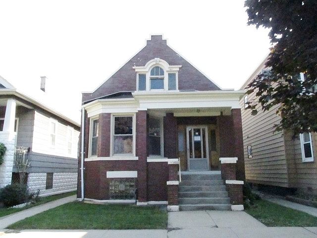 1st image of 5219 W 30th Pl