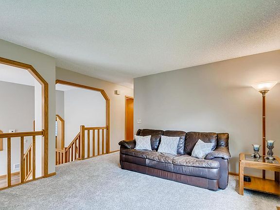 4th image of 11620 Xylon Ave N