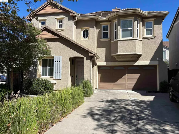 3910 Hidden Grove Ln, Concord, CA 94519