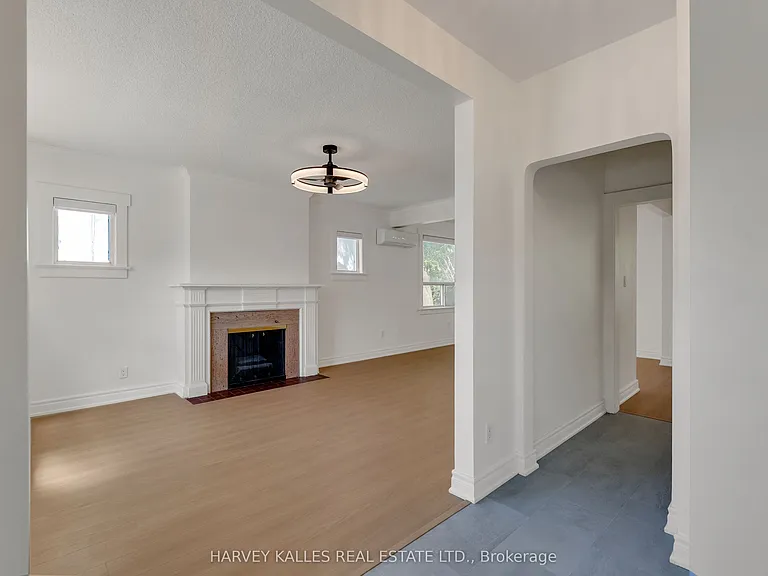 106 Florence Ave — Photo 3