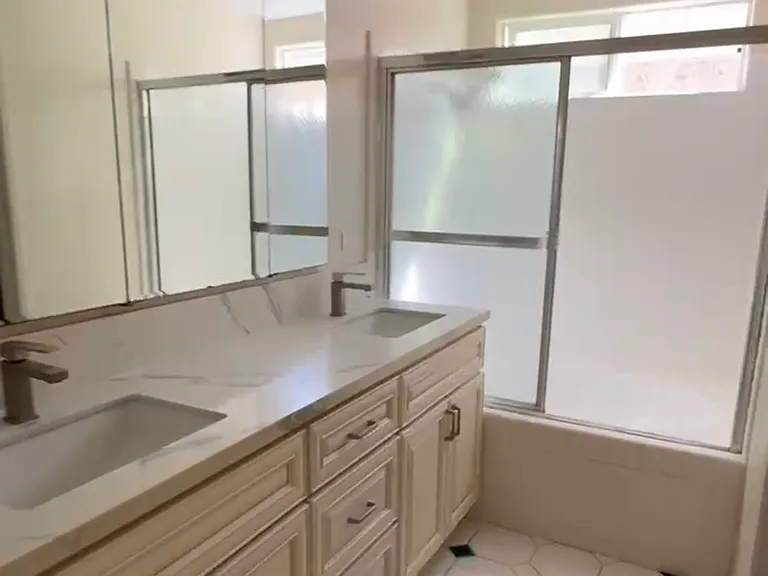 4270 Kerwood Ct #1 — Photo 11