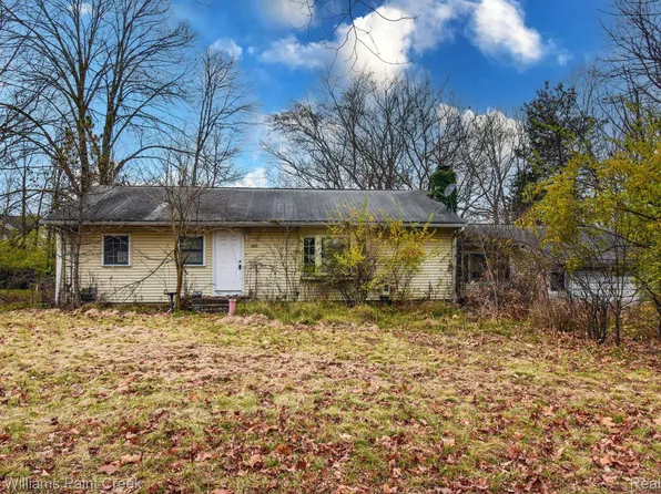 2053 Newport Rd, Ann Arbor, MI 48103