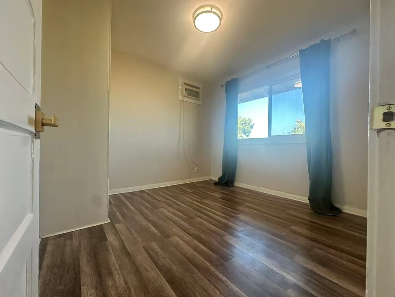 2 bed, $2,100 — Photo 1