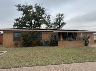 1009 NW 13th St, Andrews, TX 79714