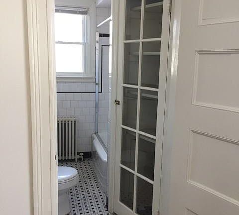 4th image of 155 Norwood Ave APT 2B