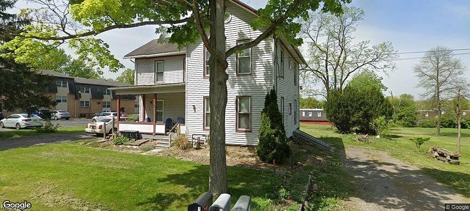 2nd image of 1120 Shannon Rd