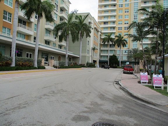 5th image of 625 Casa Loma Blvd Unit 1403