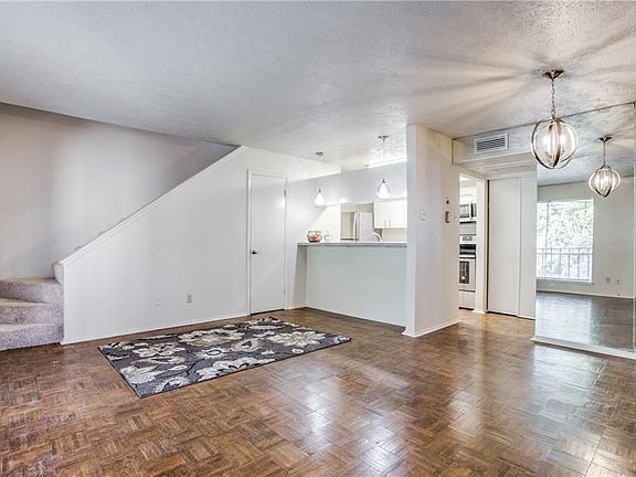 3rd image of 2627 Douglas Ave APT 131