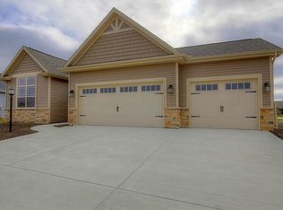 1611 Eagle Rd, Champaign, IL 61822