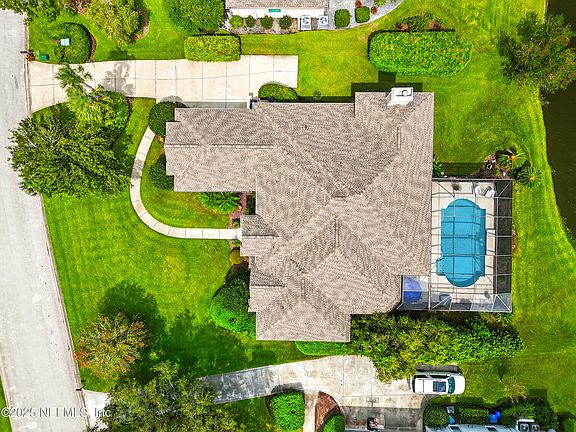2nd image of 124 NORTH COVE Drive