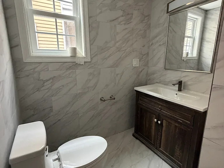 12 Monticello St #6 — Photo 6