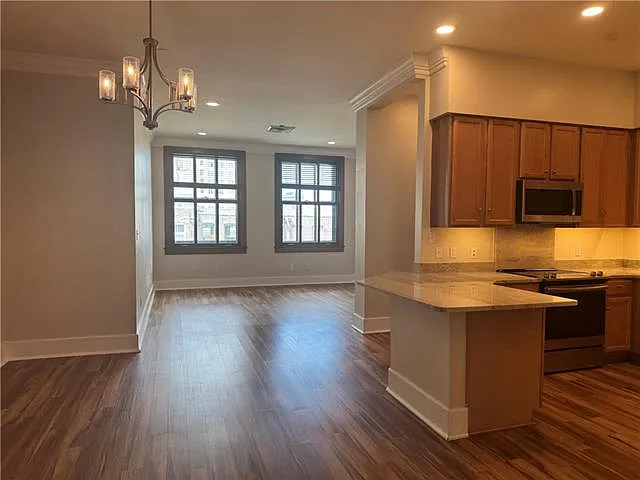 2 bed, 2.5 bath, 1650 sqft, $3,450 — Photo 3
