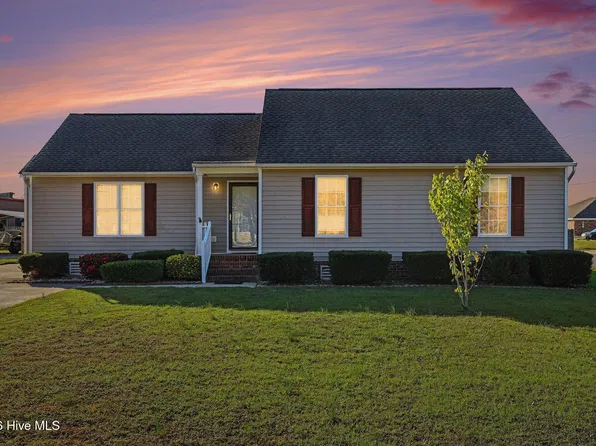 2200 Woodcroft Drive W, Wilson, NC 27893