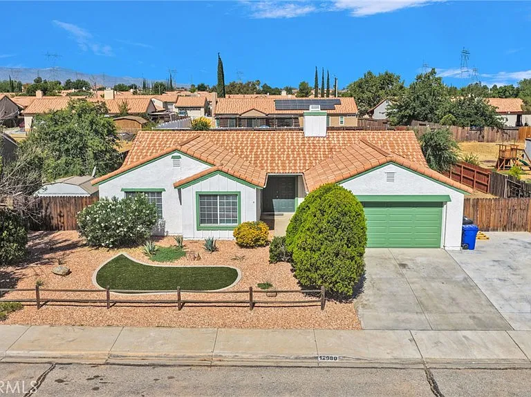 12980 Sundown Rd — Photo 49