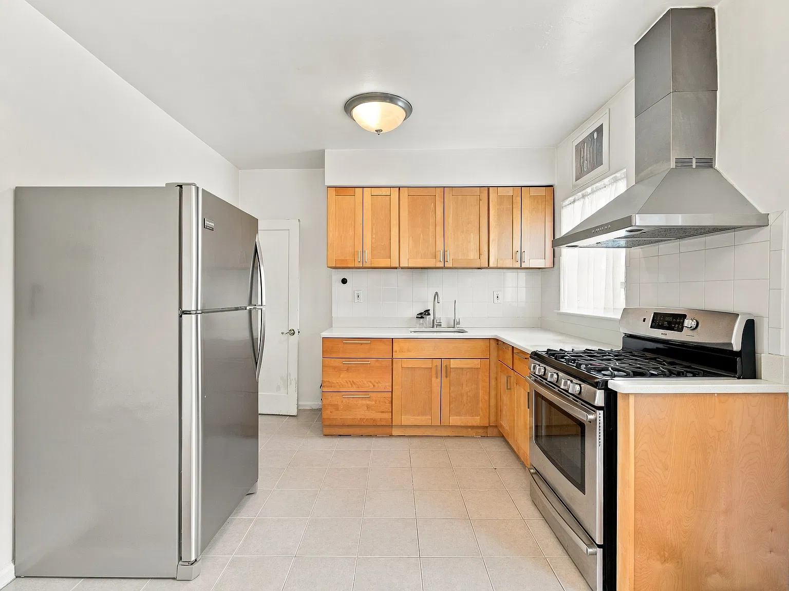 2 bed, 1471 sqft, $3,100 — Photo 3
