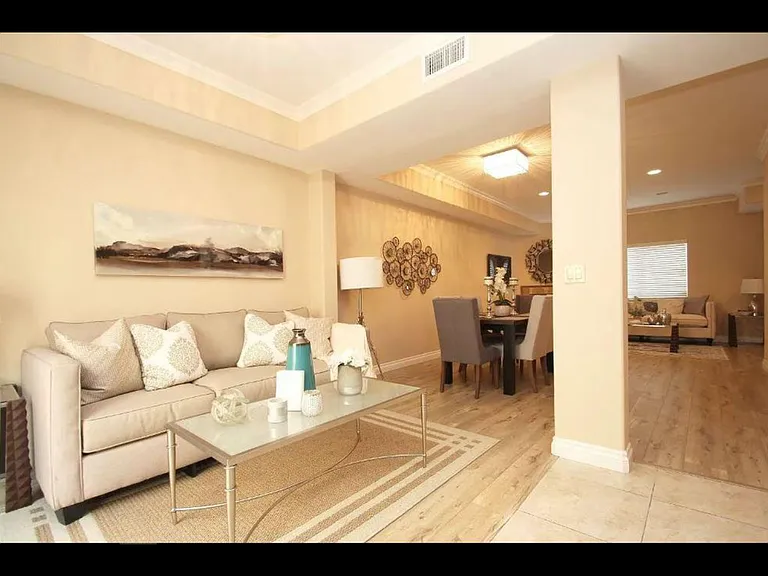 2307 Mira Vista Ave #108 — Photo 7