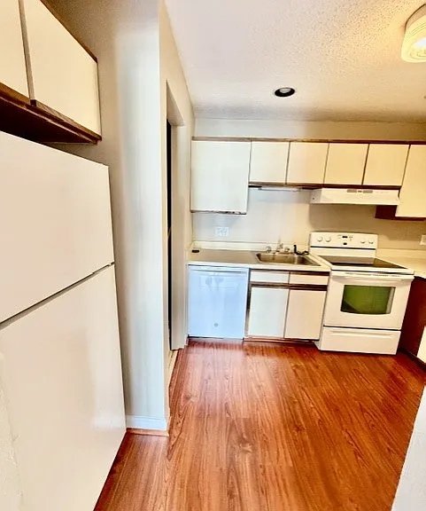 77 Salem St #5A — Photo 20