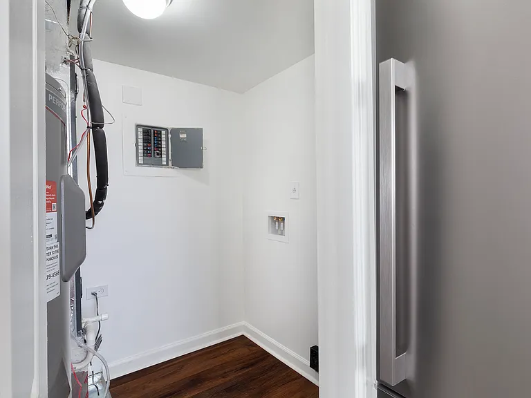 330H Winding River Dr NE — Photo 28