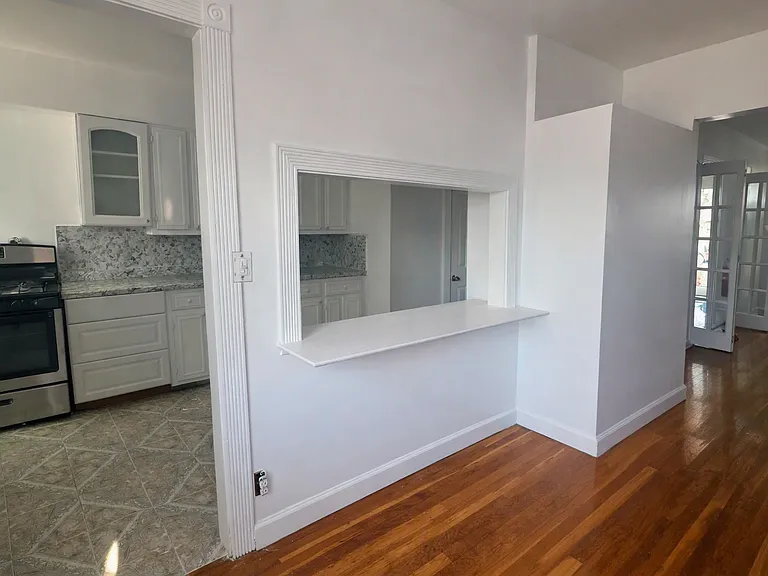 9504 23rd Ave — Photo 4