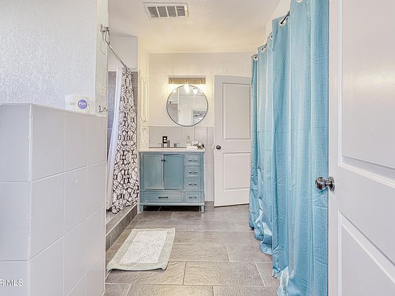 3rd image of 5912 Delta Dr
