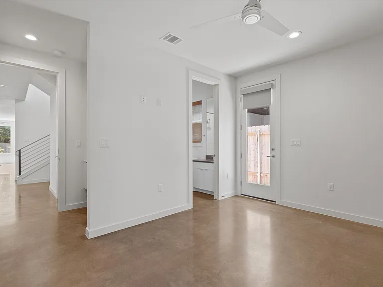 2509 S 4th St — Photo 19