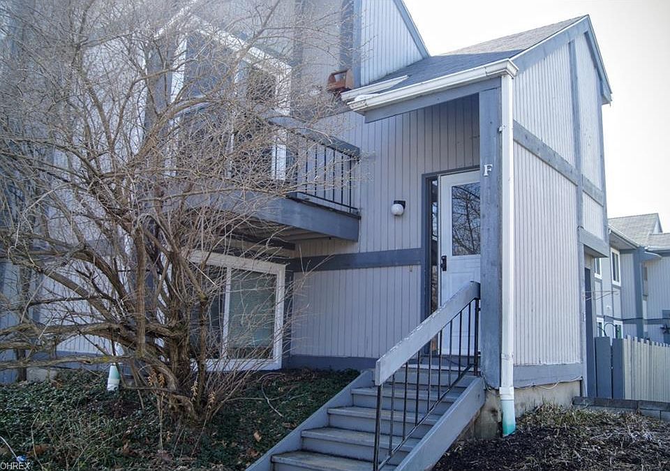 1st image of 9024 Portage Pointe Dr
