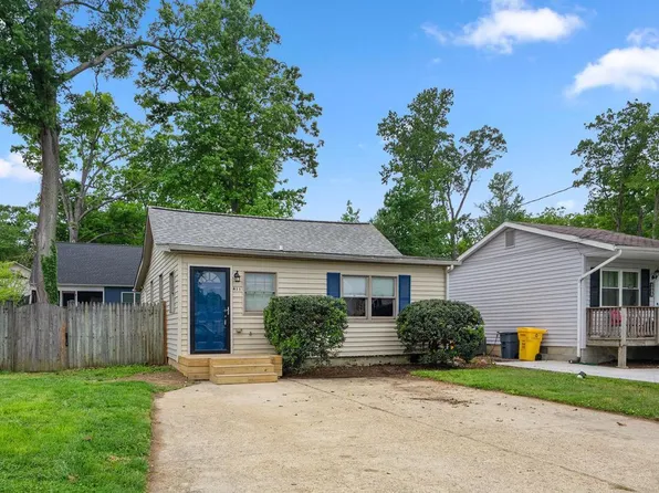 411 Highland Dr, Edgewater, MD 21037
