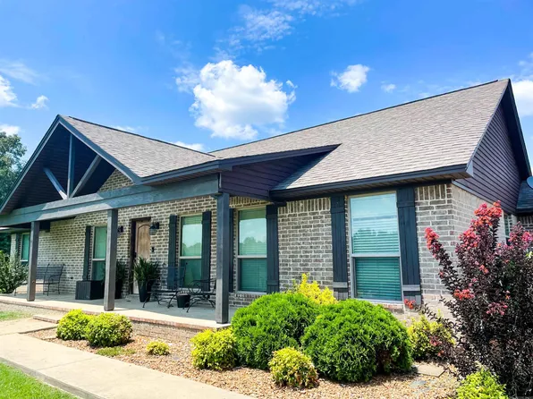 379 Jaybird Ln, Searcy, AR 72143