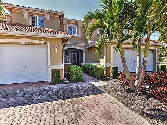 3rd image of 2416 Laurentina Ln