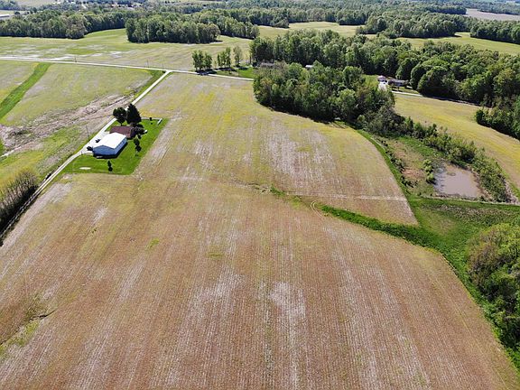3rd image of 4004 E County Road 820 S