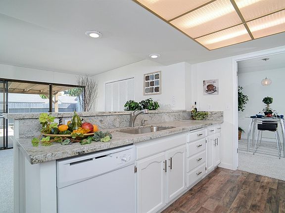 3rd image of 5763 Spyglass Ln