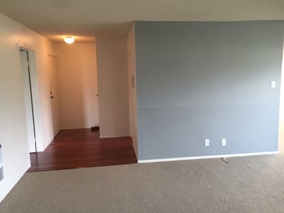 2nd image of 800 N Delaware St APT 312