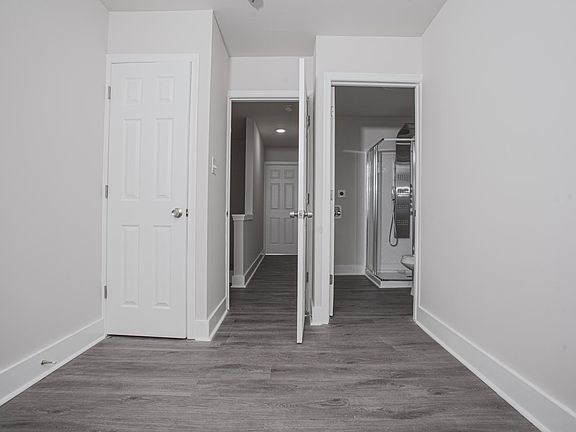 2nd image of 2867 N Lee St #11