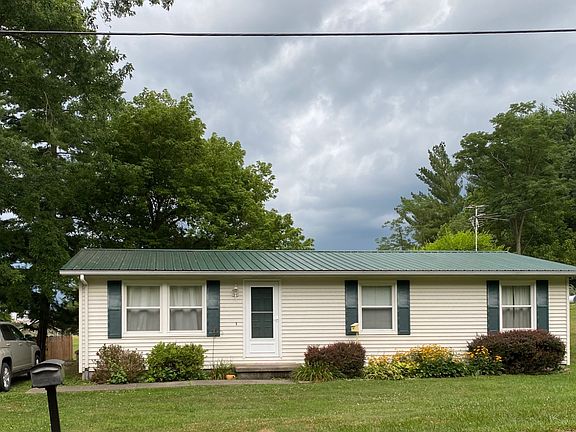 3rd image of 12 Harper Dr
